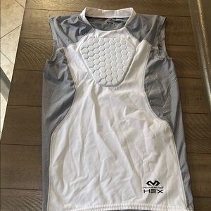 Boys youth medium McDavid Hexpad Heart Guard Chest Protector Baseball Shirt